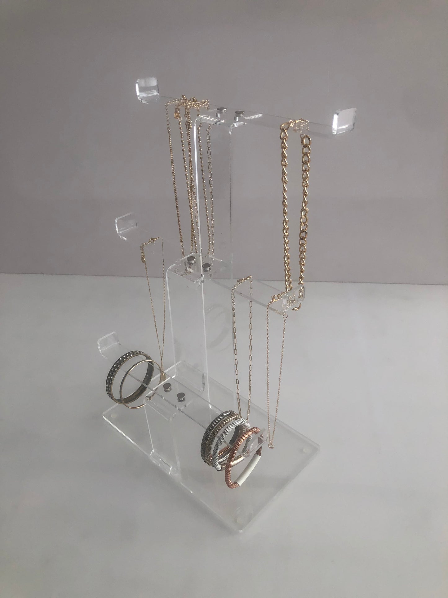 Accessories stand