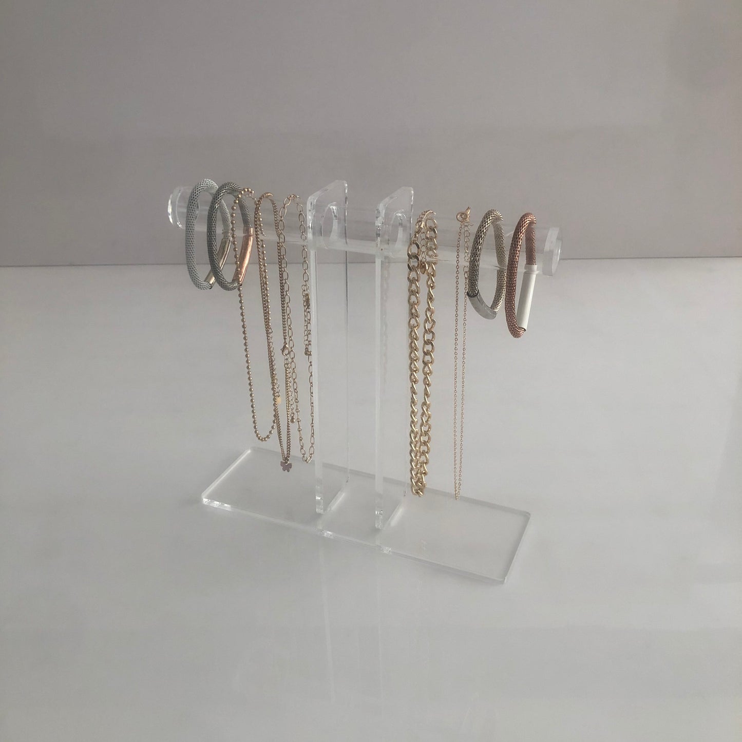 Accessories stand