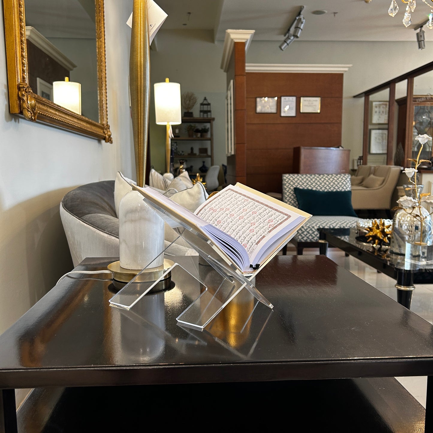 Acrylic Qur'an holder