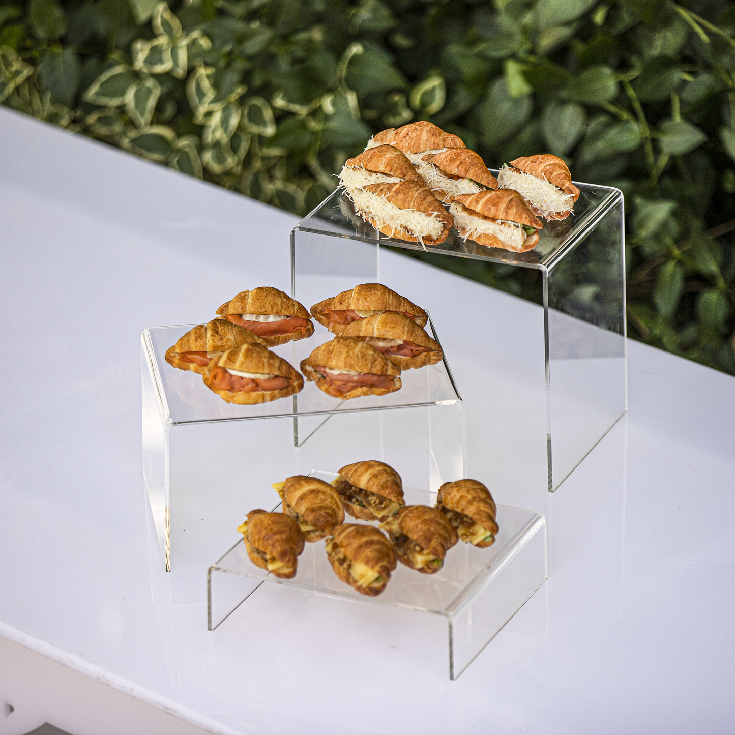 U shaped acrylic risers
